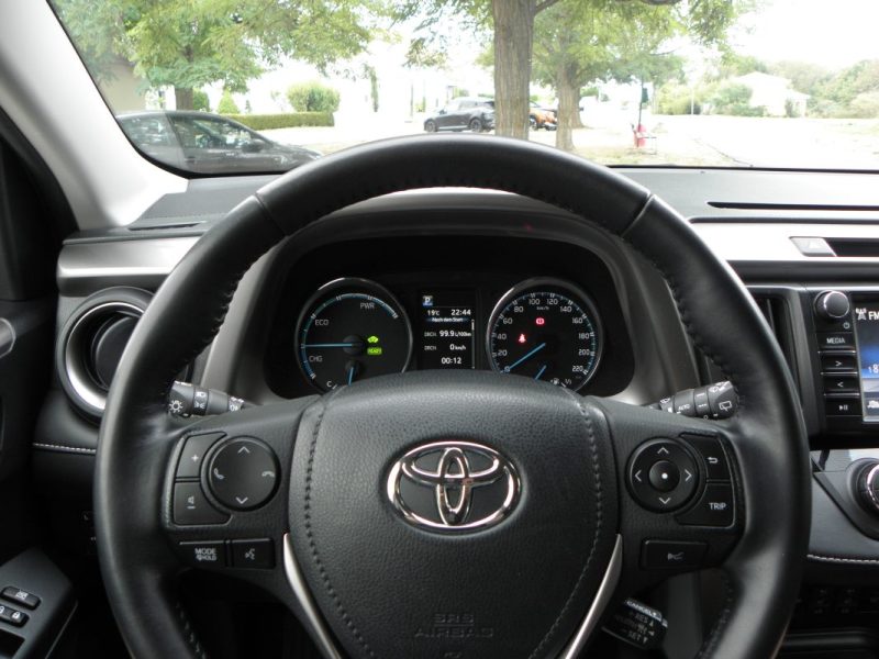 Toyota RAV 4 IV 2.5 Hybrid 197ch AWD-i Dynamic • 1ère main • Entretien Toyota