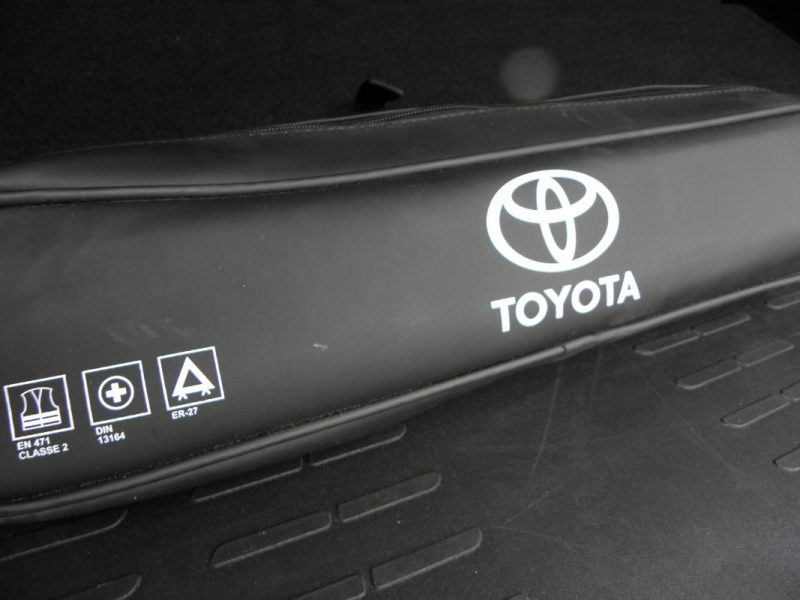 Toyota RAV 4 IV 2.5 Hybrid 197ch AWD-i Dynamic • 1ère main • Entretien Toyota