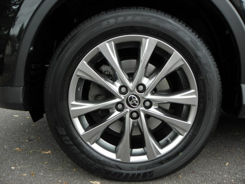 Toyota RAV 4 IV 2.5 Hybrid 197ch AWD-i Dynamic • 1ère main • Entretien Toyota