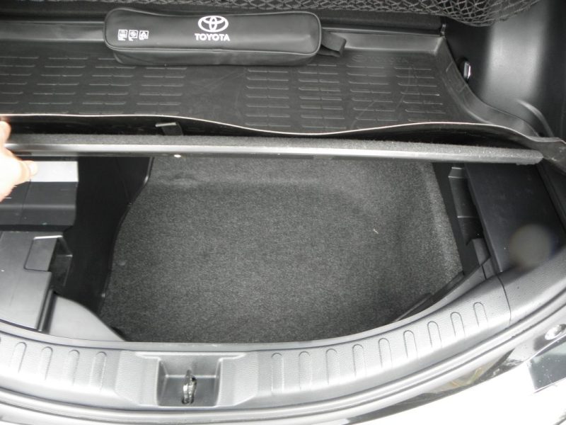 Toyota RAV 4 IV 2.5 Hybrid 197ch AWD-i Dynamic • 1ère main • Entretien Toyota