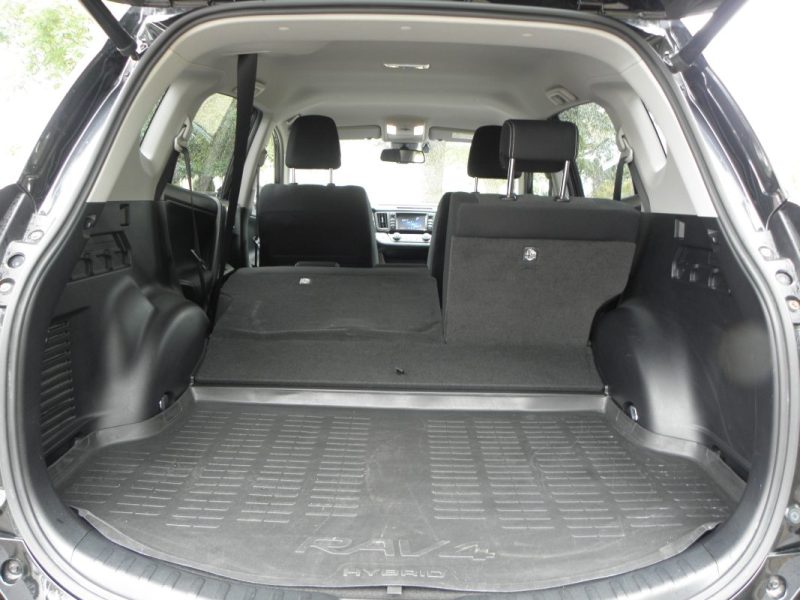 Toyota RAV 4 IV 2.5 Hybrid 197ch AWD-i Dynamic • 1ère main • Entretien Toyota