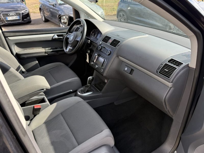 Volkswagen Touran 1.6 TDI 105ch Trendline Boite Auto 7 Places 
