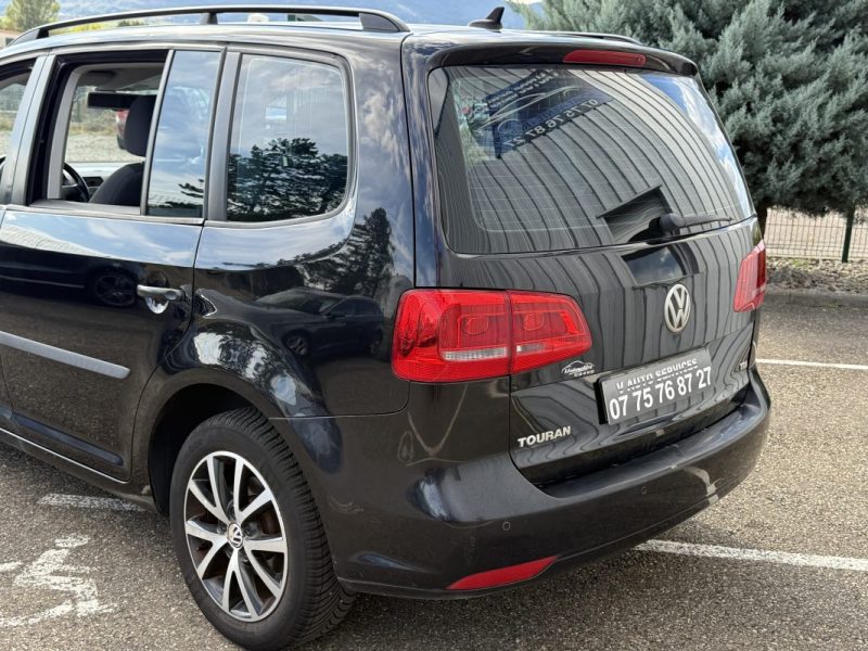 Volkswagen Touran 1.6 TDI 105ch Trendline Boite Auto 7 Places 