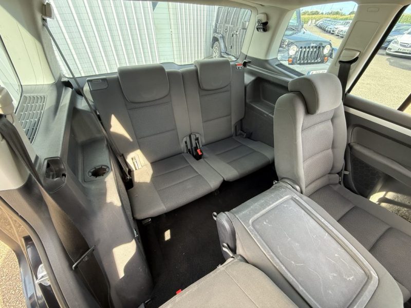 Volkswagen Touran 1.6 TDI 105ch Trendline Boite Auto 7 Places 