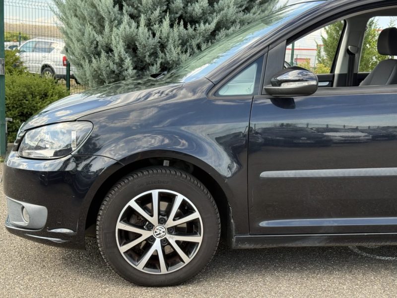 Volkswagen Touran 1.6 TDI 105ch Trendline Boite Auto 7 Places 