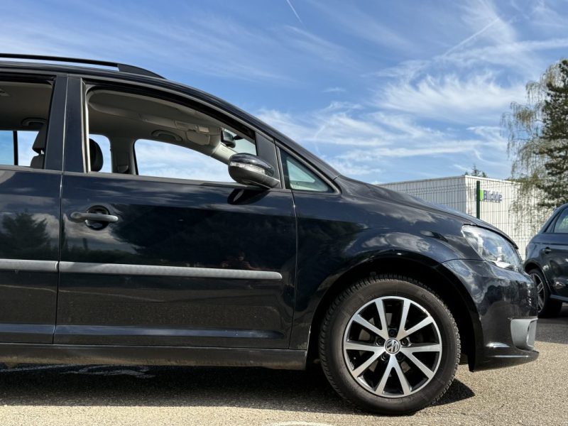 Volkswagen Touran 1.6 TDI 105ch Trendline Boite Auto 7 Places 