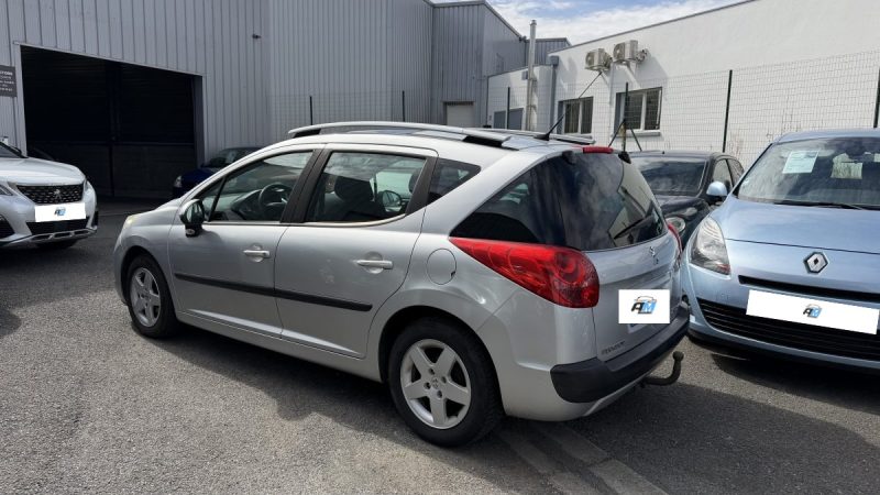 PEUGEOT 207 SW 1.6 HDI 110 PREMIUM Garantie