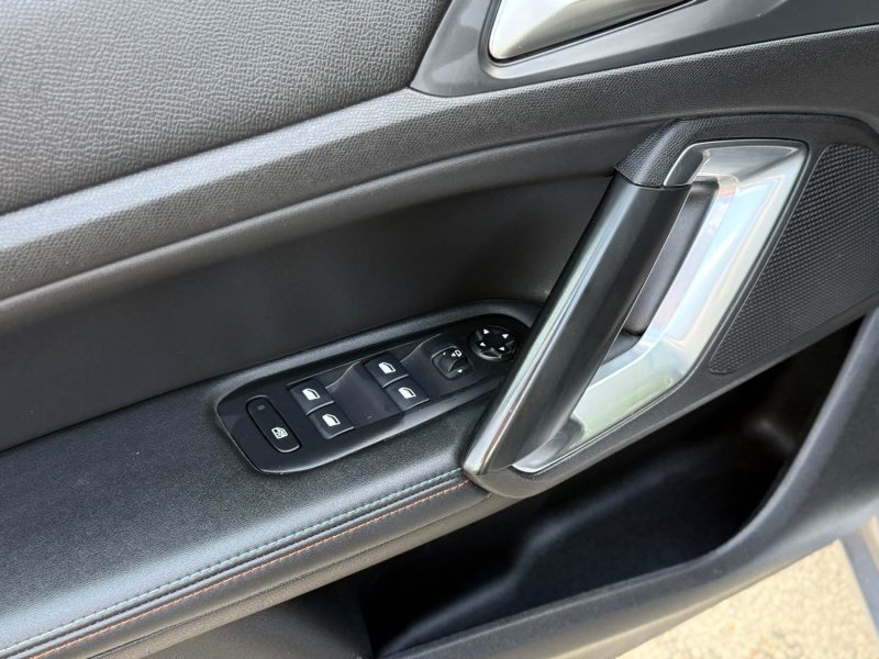 Peugeot 308 SW BlueHDi 130ch  Tech Edition  - Gps - Boîte auto EAT8 - Révisée & garantie 6 mois