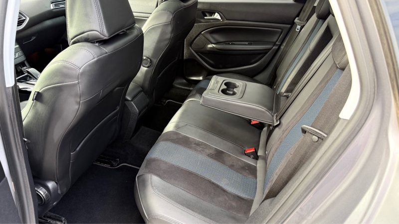 Peugeot 308 SW BlueHDi 130ch  Tech Edition  - Gps - Boîte auto EAT8 - Révisée & garantie 6 mois