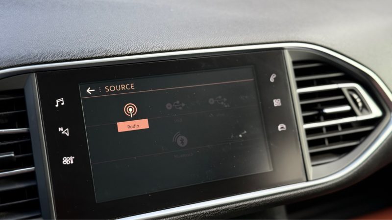 Peugeot 308 SW BlueHDi 130ch  Tech Edition  - Gps - Boîte auto EAT8 - Révisée & garantie 6 mois