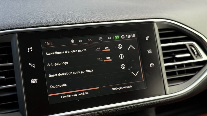 Peugeot 308 SW BlueHDi 130ch  Tech Edition  - Gps - Boîte auto EAT8 - Révisée & garantie 6 mois