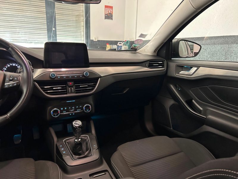 FORD FOCUS 1.0 125 TITANIUM