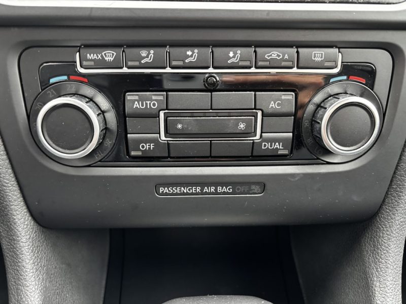 VOLKSWAGEN GOLF 2.0 TDI 110 TRENDLINE DSG 2009
