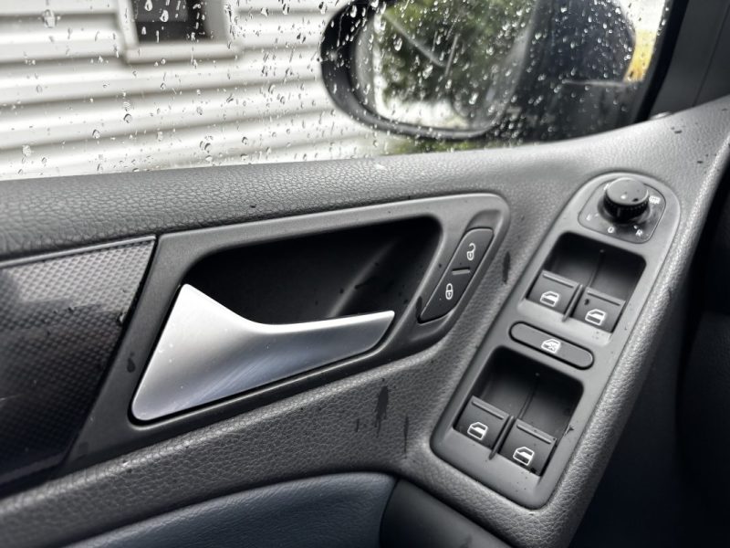 VOLKSWAGEN GOLF 2.0 TDI 110 TRENDLINE DSG 2009
