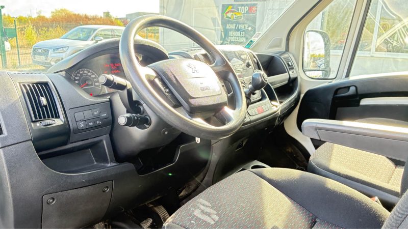 PEUGEOT BOXER 3 435 L3H2 2.2 BLUE HDI 140 PREMIUM