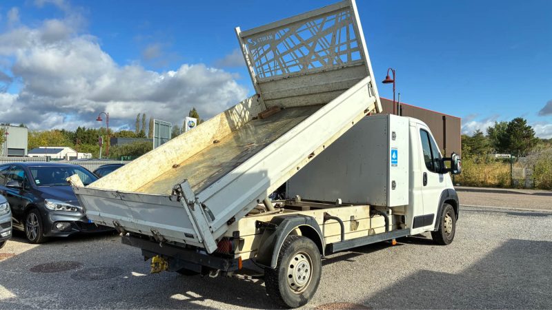 PEUGEOT BOXER 3 435 L3H2 2.2 BLUE HDI 140 PREMIUM
