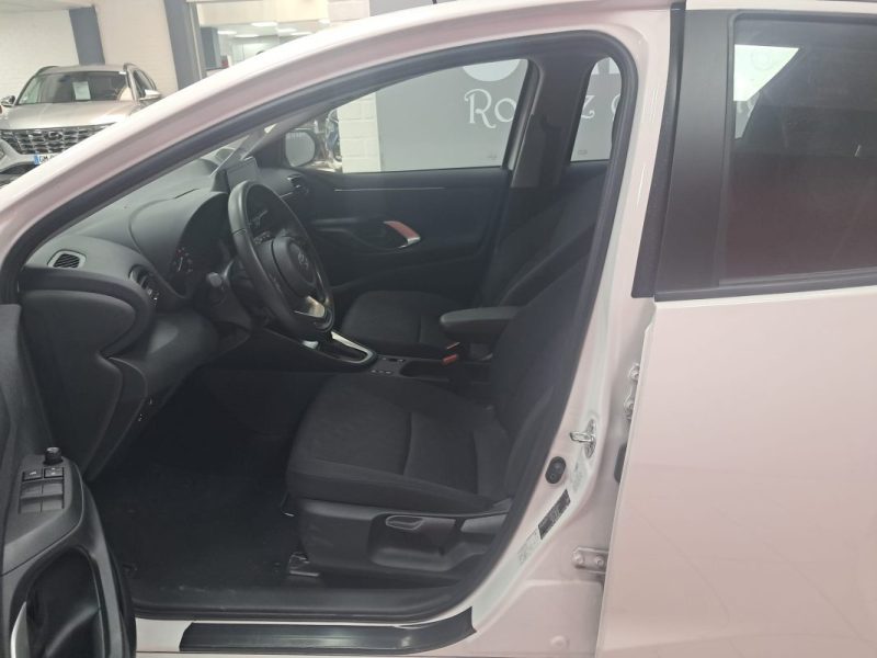 TOYOTA YARIS 4 DYNAMIC 116cv HYBRIDE/1 ERE MAIN/TVA RECUPERABLE