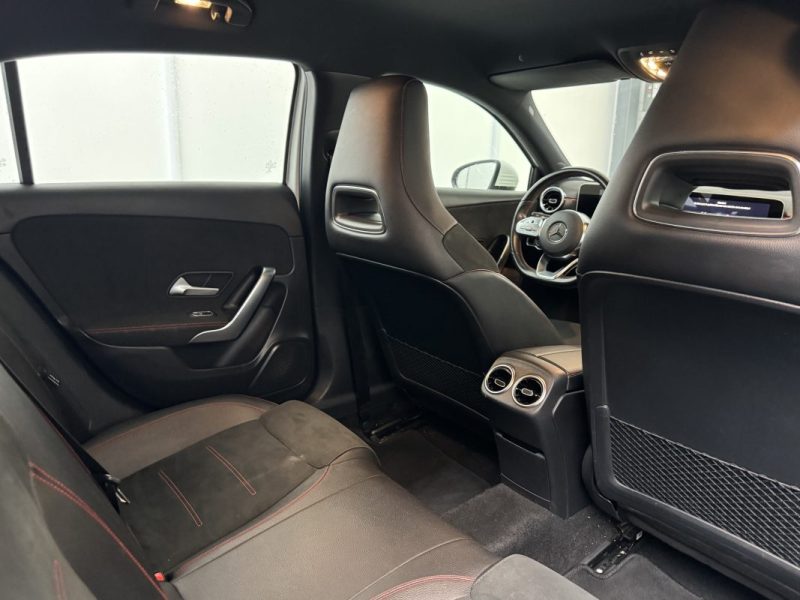 MERCEDES-BENZ CLASSE A180d PACK AMG 7-G DCT - GARANTIE 12 MOIS - ENTRETIENS À JOUR