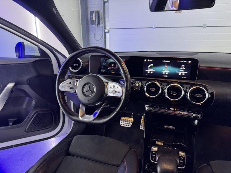MERCEDES-BENZ CLASSE A180d PACK AMG 7-G DCT - GARANTIE 12 MOIS - ENTRETIENS À JOUR
