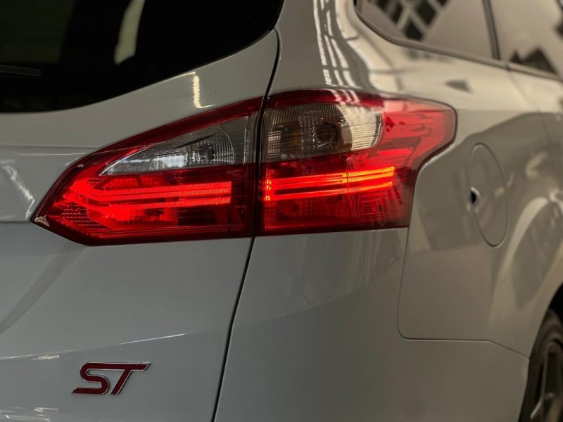 FORD FOCUS ST 250CH ECOBOOST SW