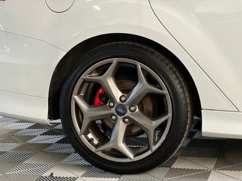 FORD FOCUS ST 250CH ECOBOOST SW