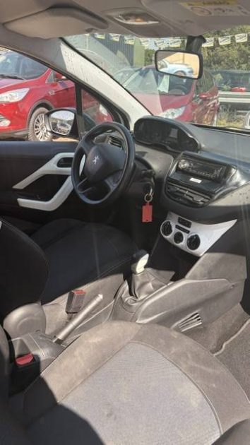 PEUGEOT 208 1.0 VTI 68 LIKE 2014