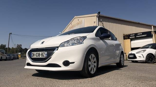 PEUGEOT 208 1.0 VTI 68 LIKE 2014