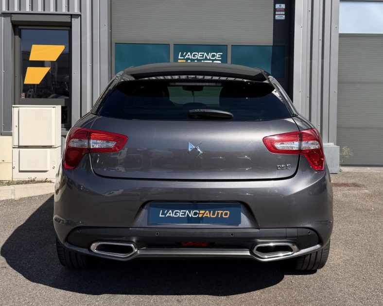 DS DS5 2.0 BLUE HDI - Diesel - 150ch - SPORT CHIC - Sièges chauffants - Toit pano - 2017
