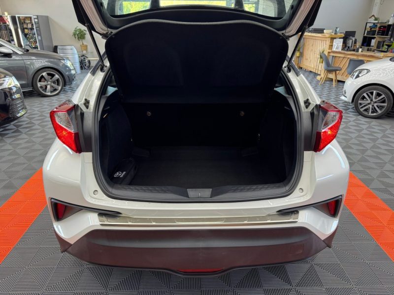 TOYOTA C-HR DYNAMIC BUSINESS PRO HYBRIDE 122CH - GARANTIE 12 - 60 MOIS 2019