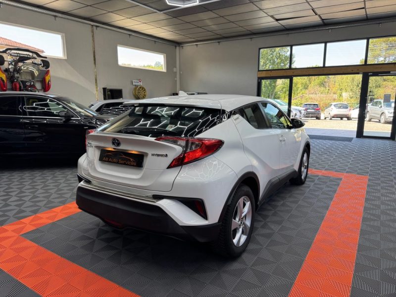 TOYOTA C-HR DYNAMIC BUSINESS PRO HYBRIDE 122CH - GARANTIE 12 - 60 MOIS 2019