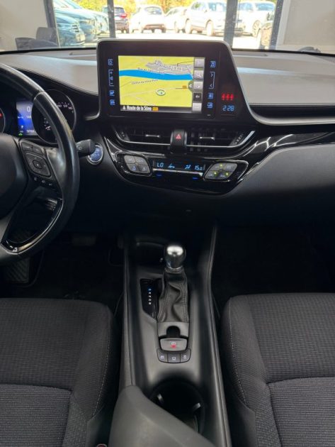 TOYOTA C-HR DYNAMIC BUSINESS PRO HYBRIDE 122CH - GARANTIE 12 - 60 MOIS 2019