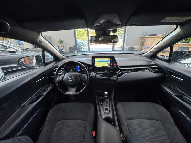 TOYOTA C-HR DYNAMIC BUSINESS PRO HYBRIDE 122CH - GARANTIE 12 - 60 MOIS 2019