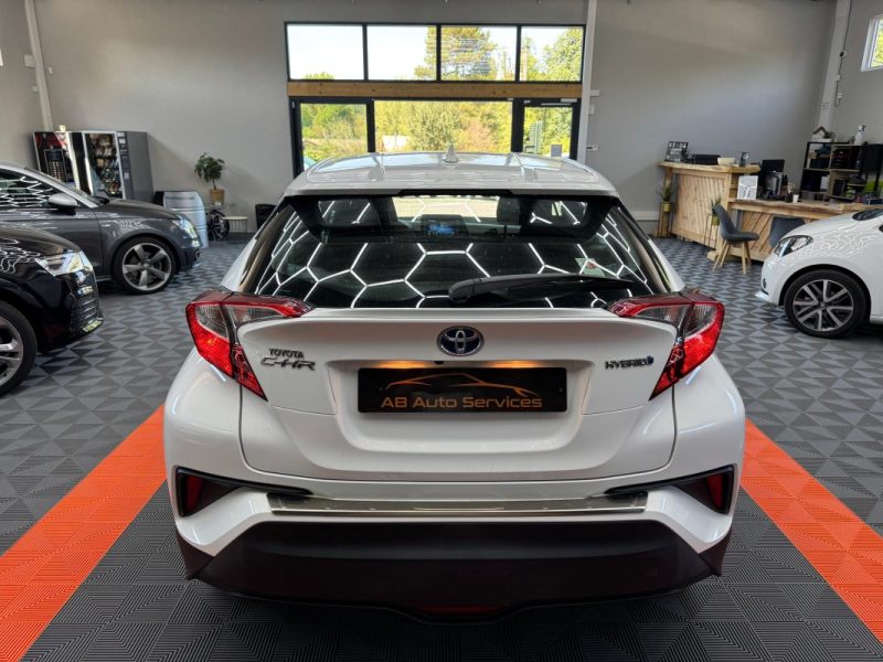 TOYOTA C-HR DYNAMIC BUSINESS PRO HYBRIDE 122CH - GARANTIE 12 - 60 MOIS 2019