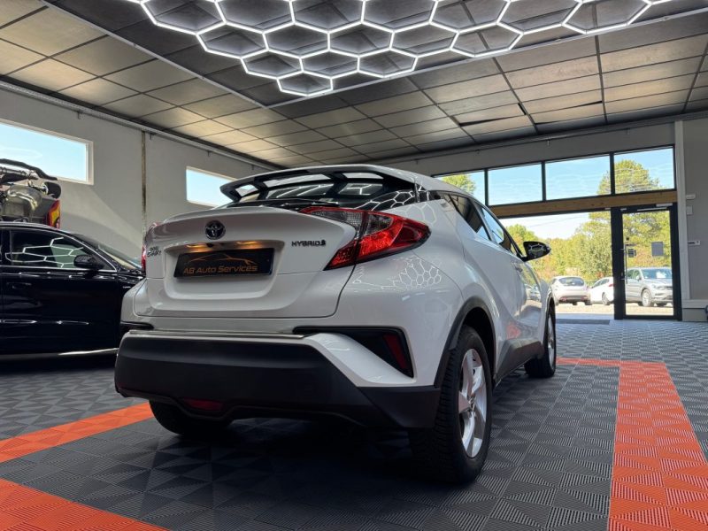 TOYOTA C-HR DYNAMIC BUSINESS PRO HYBRIDE 122CH - GARANTIE 12 - 60 MOIS 2019