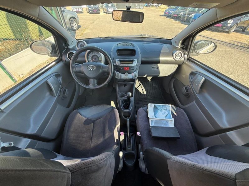 TOYOTA AYGO 5 Portes 1,0 VVTi 68 cv Garantie 6 Mois