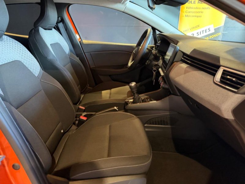 RENAULT CLIO 5 1.0 TCE 90 GENERATION / 1ERE MAIN 