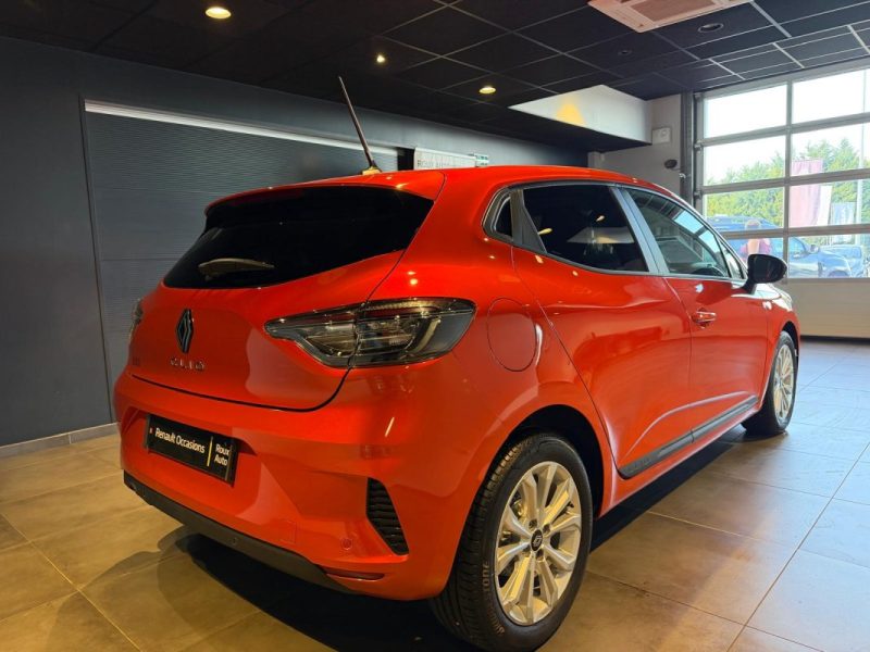 RENAULT CLIO 5 1.0 TCE 90 GENERATION / 1ERE MAIN 