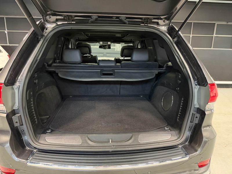 JEEP GRAND CHEROKEE SUMMIT 2016