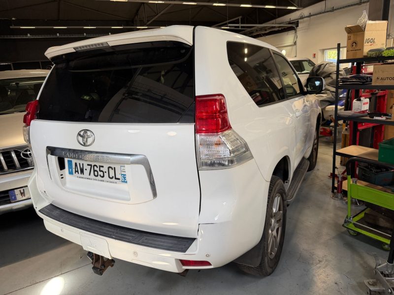 TOYOTA L.CRUISER LC150 173 D-4D LEGENDE 3 PORTES BA 2010