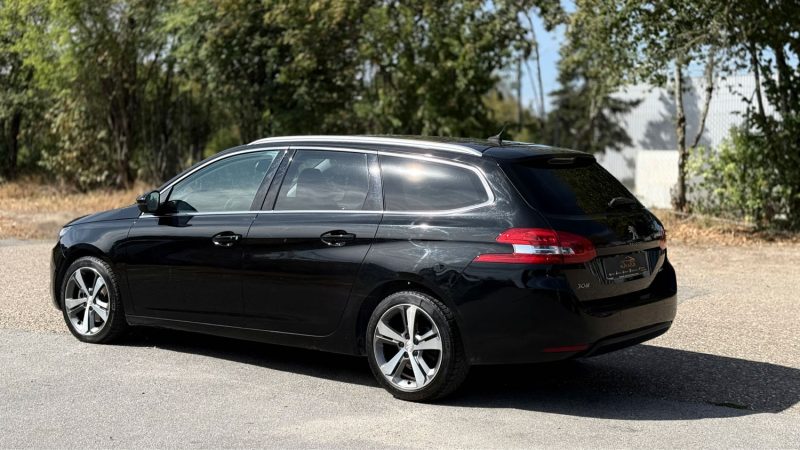 Peugeot 308 II SW 2.0 BlueHDi 150 Féline EAT6 - Boite Auto - Caméra - Révisée & Garantie 6 mois