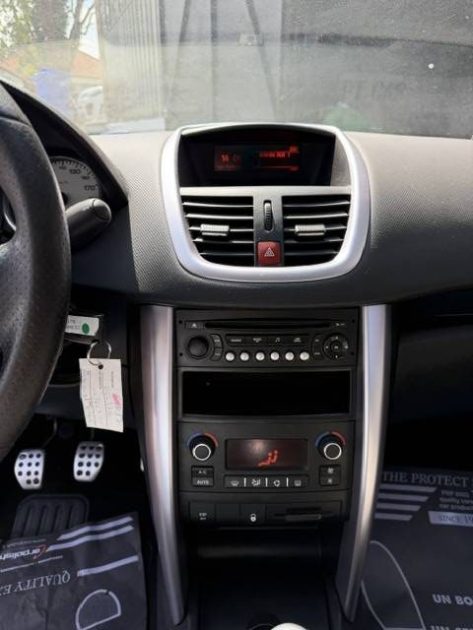 PEUGEOT 207 CC 1.6 ROLAND GARROS 2010 - Distrib ok - Premier Main - SUIVIT PEUGEOT