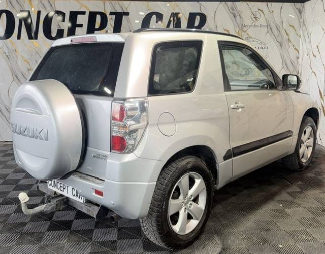 SUZUKI GRAND VITARA 2.4 VVT CLUB 2009 - 74 872Kms - Distrib ok - Distrib ok - SUIVIT SUZUKI  