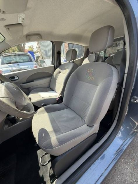 RENAULT TWINGO  2009 - 157 444Kms - Distrib ok - Climatisation - Parfait Etat 