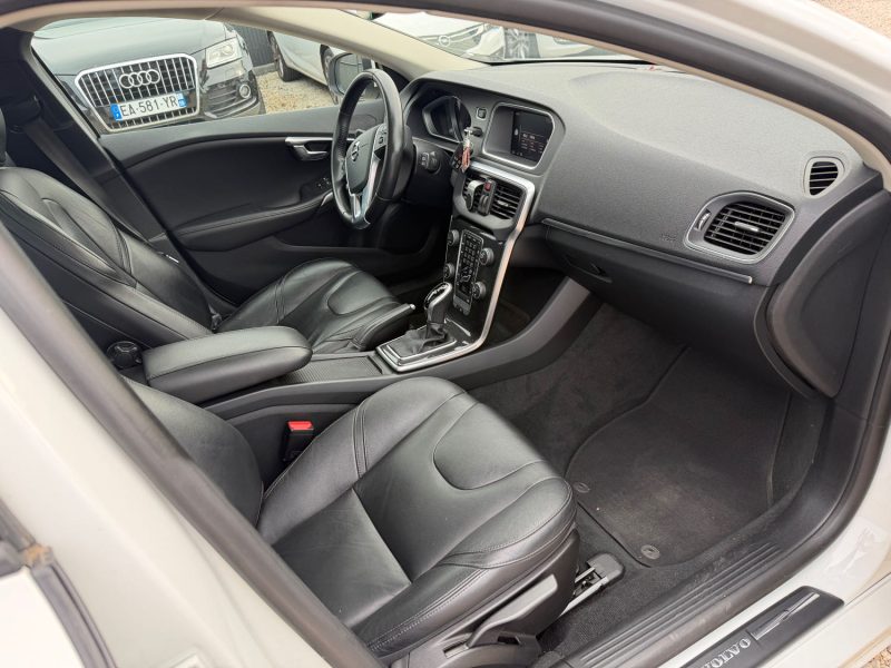 VOLVO V40 D2 120 BUSINESS GEARTRONIC 2018
