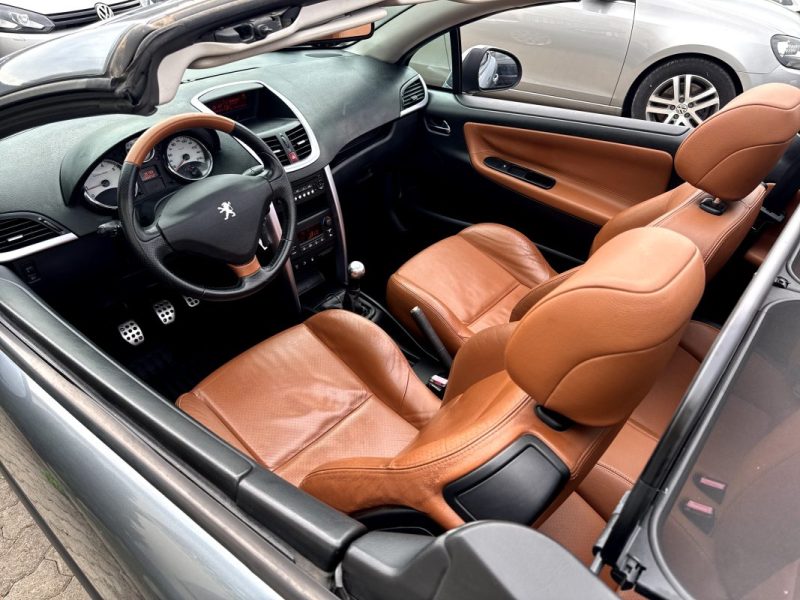 PEUGEOT 207 CC FELINE 1.6 VTI 16V GARANTIE 12 MOIS PIECES ET MAIN D'OEUVRE