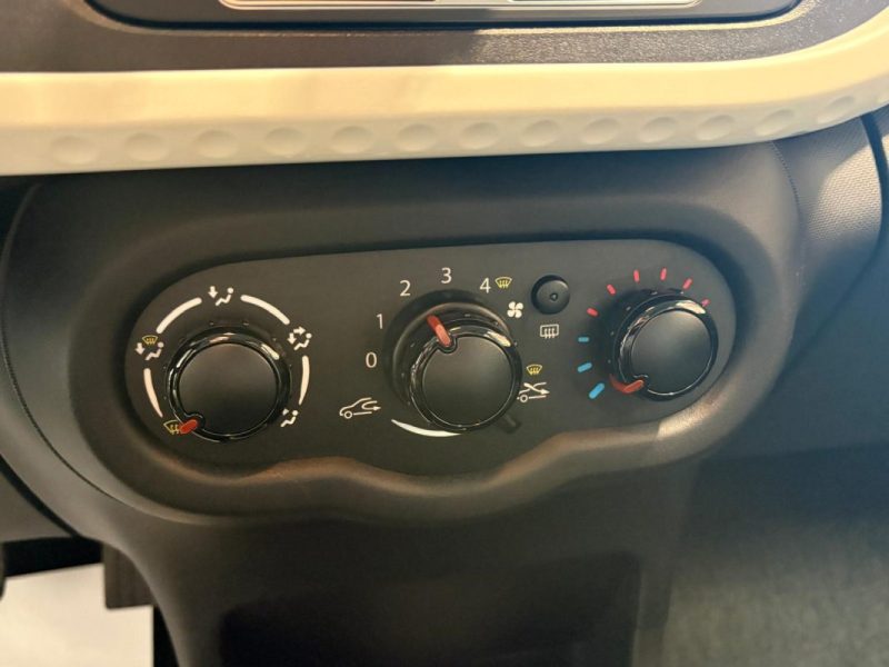 🔹Renault Twingo 1.0 SCE 65Ch - 📊2.800 kms- Reprise possible - Garantie 6 mois 