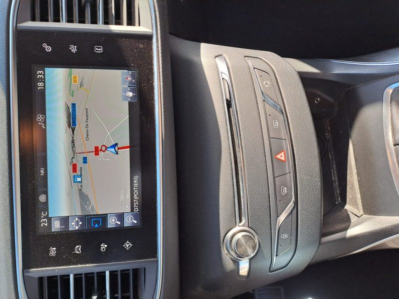 PEUGEOT 308 II 1.6 E-HDI 115 SENSATION 2015