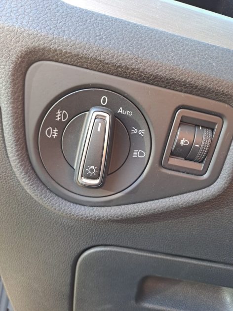 VOLKSWAGEN TOURAN 1.6 TDI 115 TRENDLINE 2016