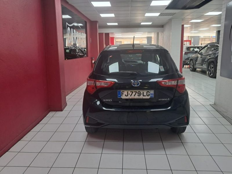 TOYOTA YARIS FRANCE 100cv HYBRIDE/1 ERE MAIN/TVA RECUPERABLE
