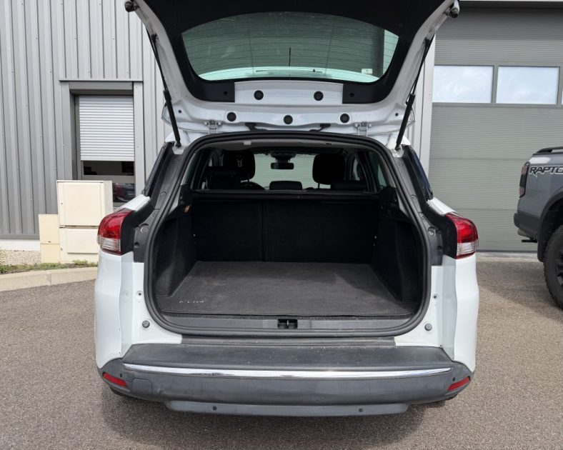Renault CLIO IV ESTATE - ENTRETIEN COMPLET RENAULT - PNEUS NEUF MICHELIN